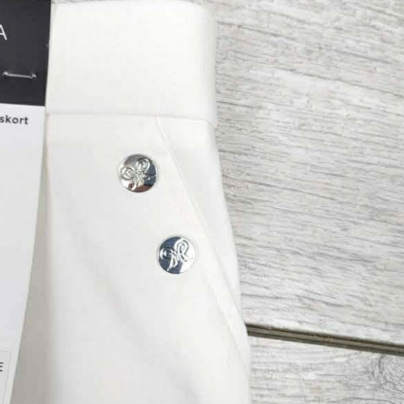 NWT Rafaella Comfort Womens M & L White Stretch Skort - Picture 3 of 6